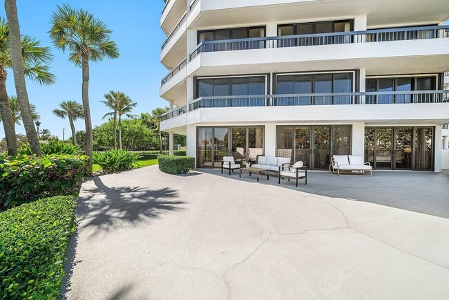 Building Photo - 120 S Ocean Blvd