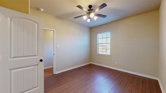 Building Photo - 3007 Towers Pkwy