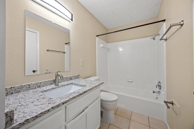 Building Photo - 6715 Old Quarry Ln
