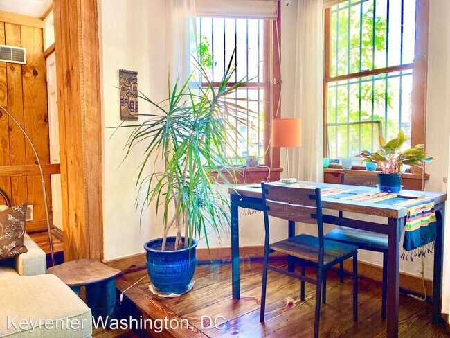 Building Photo - 1442 Corcoran St NW