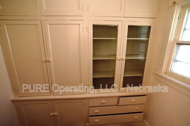 Building Photo - 1474 Spencer St