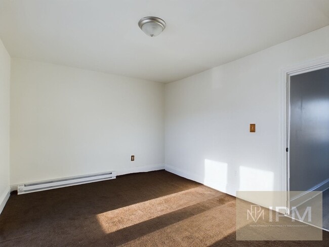 Building Photo - 319 N Penn St