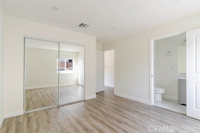 Building Photo - 9920 Pinewood Ave