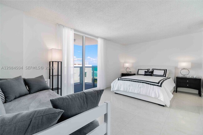 Building Photo - 2401 Collins Ave