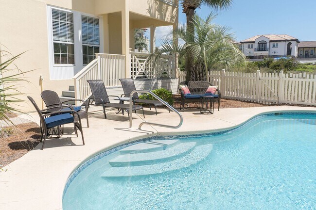 Building Photo - Beautiful 7-Bedroom Beachfront Home on 30A