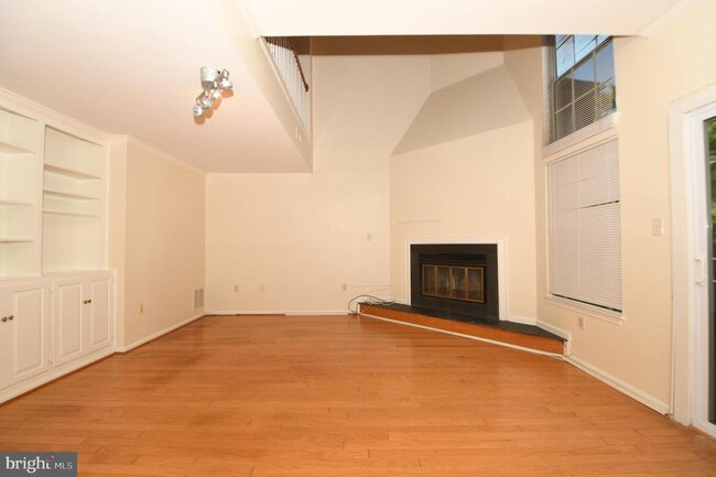 Building Photo - 7802 Mistic View Ct
