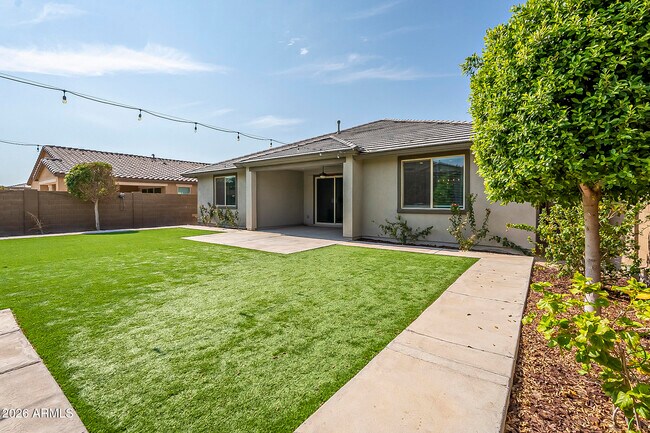 Building Photo - 11628 W Andrew Ln