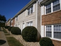 Building Photo - Oxford Square Townhomes