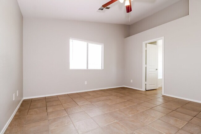 Building Photo - 23302 W Ashleigh Marie Dr