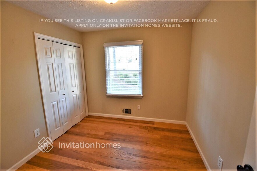 Building Photo - 695 Bankshire Dr