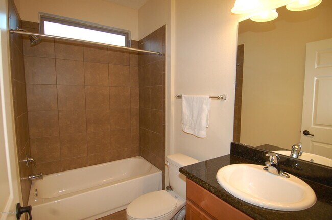 Building Photo - 558 Amber Creek Dr