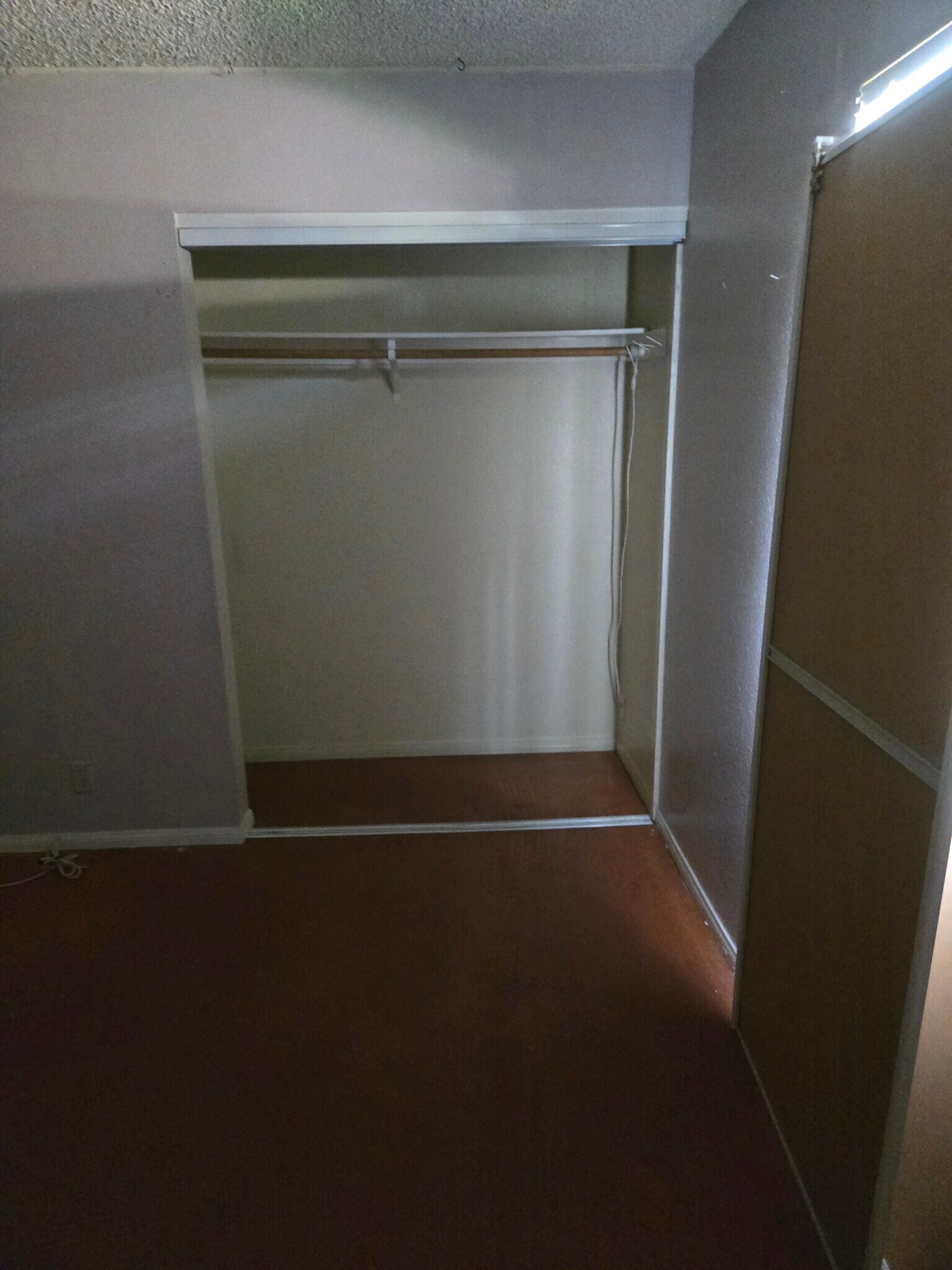 Building Photo - 1824 E Bonanza Rd