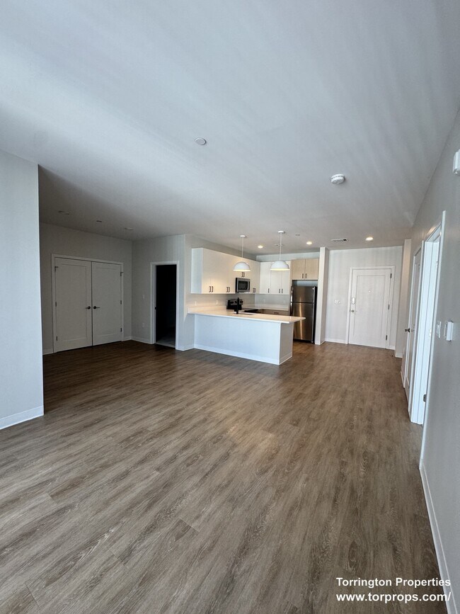 Building Photo - 289 Walk Hill St