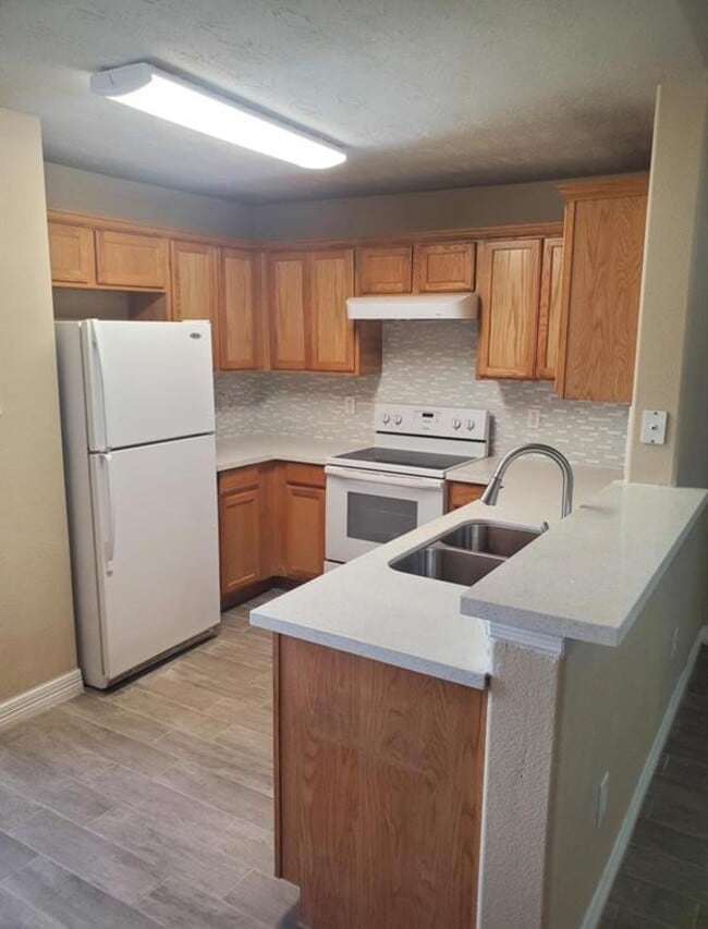 Building Photo - 171 Horn Ct