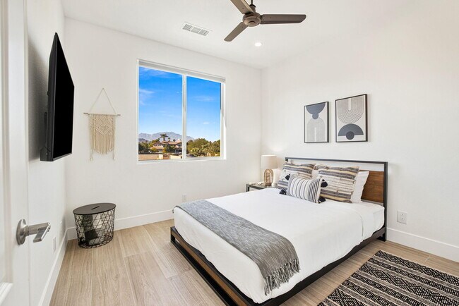 Building Photo - 48539 Anastacia Ct