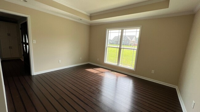 Building Photo - Great Southside Neighborhood!