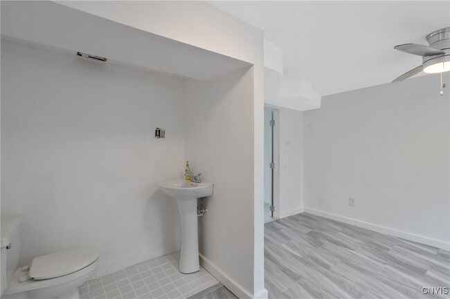 Building Photo - 3354 Hayes Rd