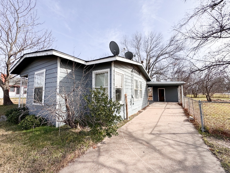 Building Photo - 707 Martin Luther King Jr Blvd