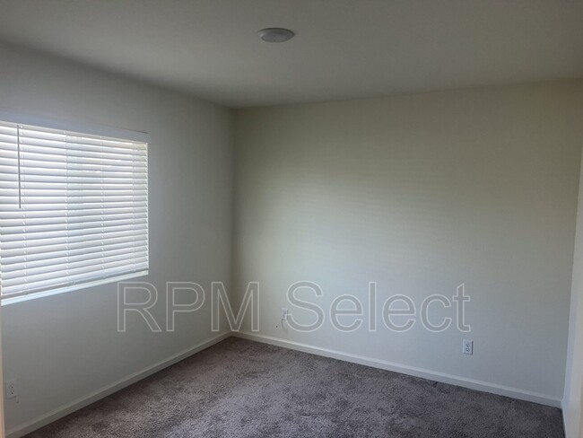 Building Photo - 3751 Rynders Way