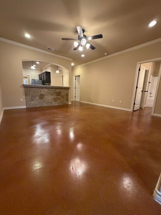 Building Photo - 3 Bedroom 3 Bath Barraks Townhome