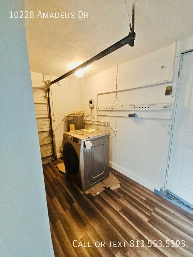 Building Photo - 10228 Amadeus Dr