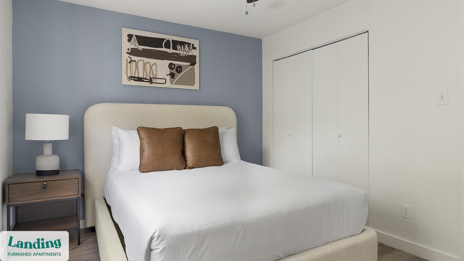 Building Photo - 1225 E Pleasant Run Rd