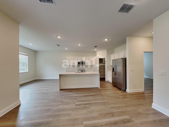 Building Photo - 1610 Blue Nile Pt