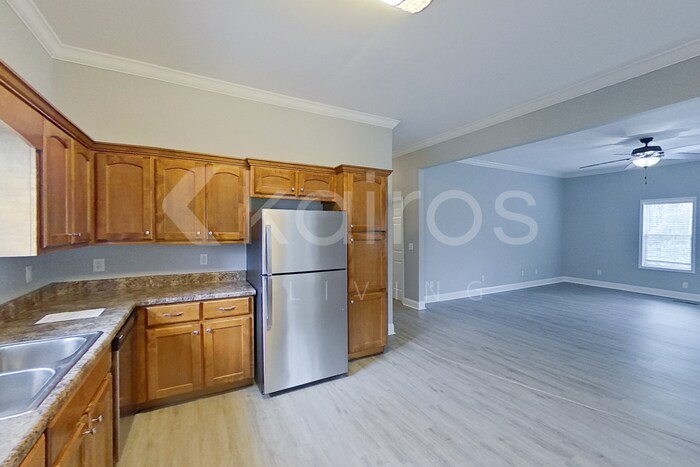 Building Photo - 603 Hudson Ave