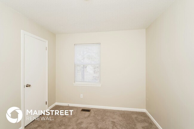 Building Photo - 2573 Gaylon St
