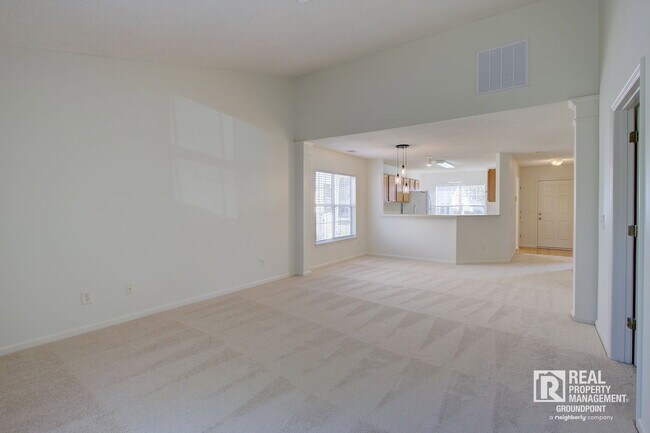 Building Photo - 239 Dupont Way