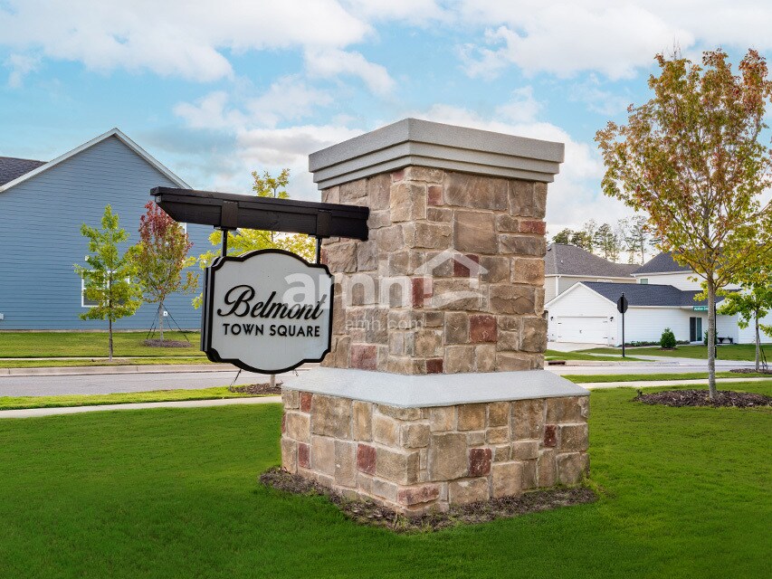 Building Photo - 205 Stowe Rd