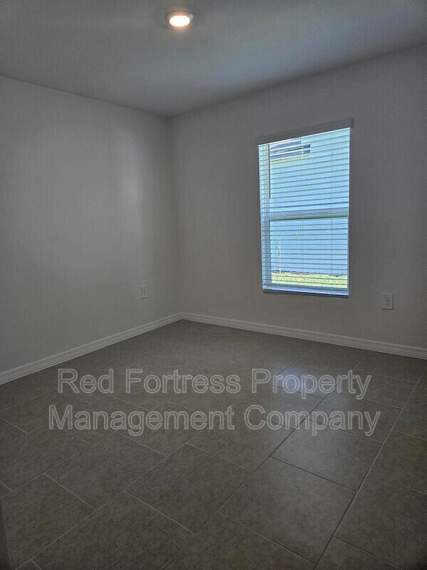 Building Photo - 17633 Paradiso Wy