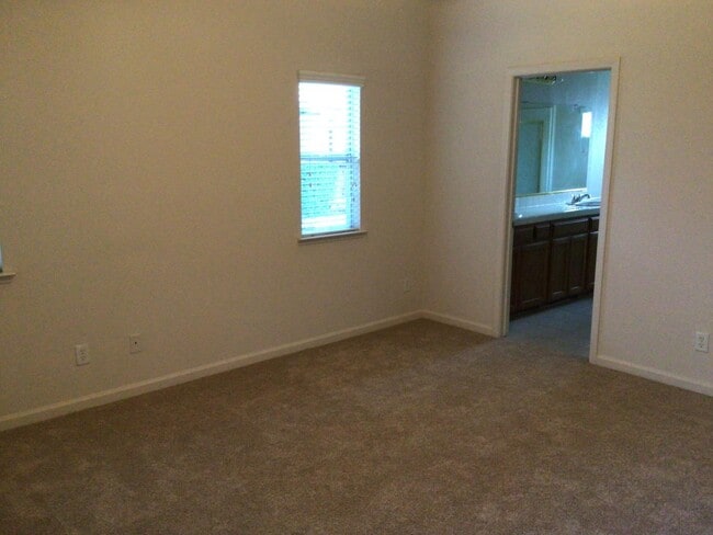 Building Photo - 1138 E Royal Dornoch Ave