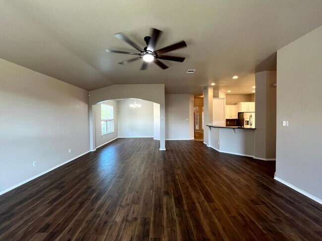 Building Photo - Available NOW!!!! Beautiful 1 story, 3 bedroom, 2.5 bath, 2 car garage home with a privacy fenced...