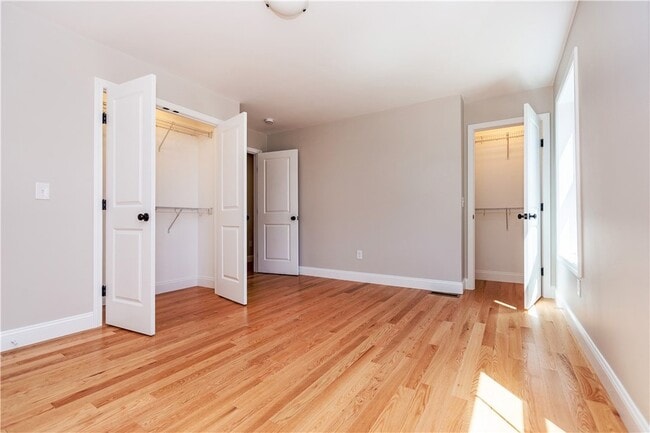 Building Photo - 83 Cadora Ave