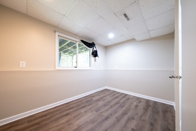 Building Photo - 3688 Falcon Way