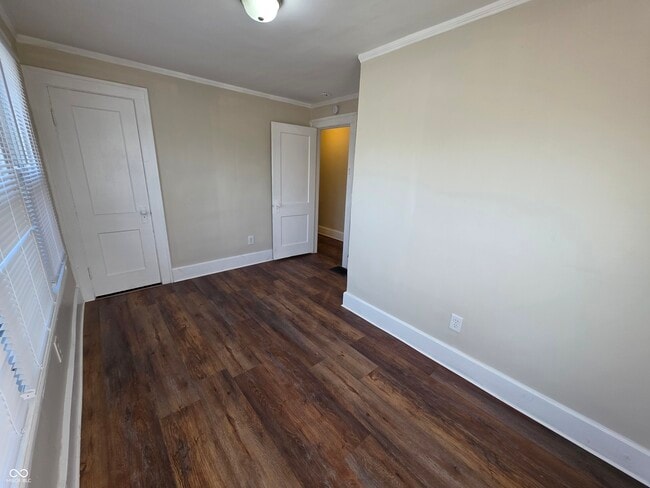 Building Photo - 316 N Denny St