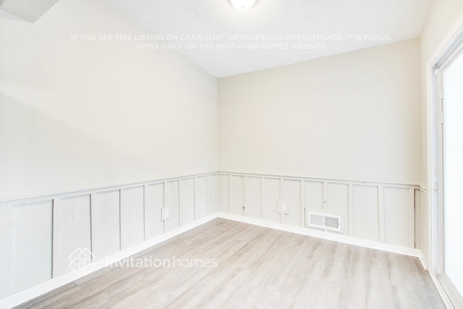 Building Photo - 6395 El Caudillo Ct