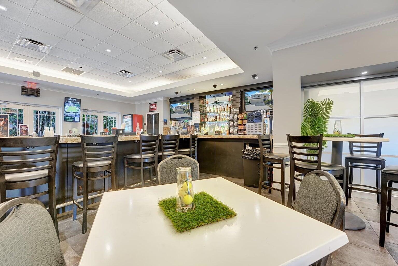 Building Photo - 2018 Reston Cir