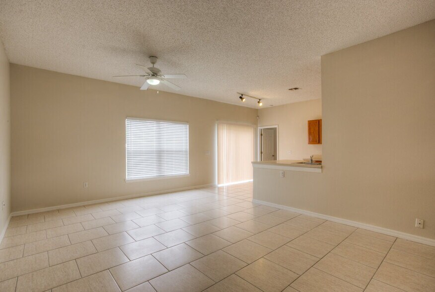 Building Photo - 2510 Sherbrook Ln