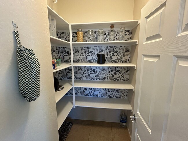 Building Photo - 26864 W Piute Ave