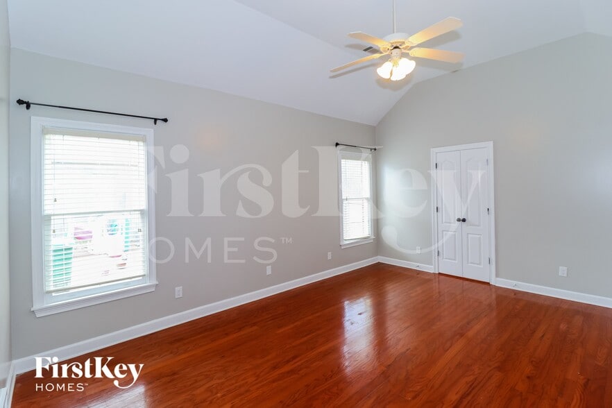 Building Photo - 12070 Goldspring Ln