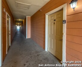 Building Photo - 6160 Eckhert Rd