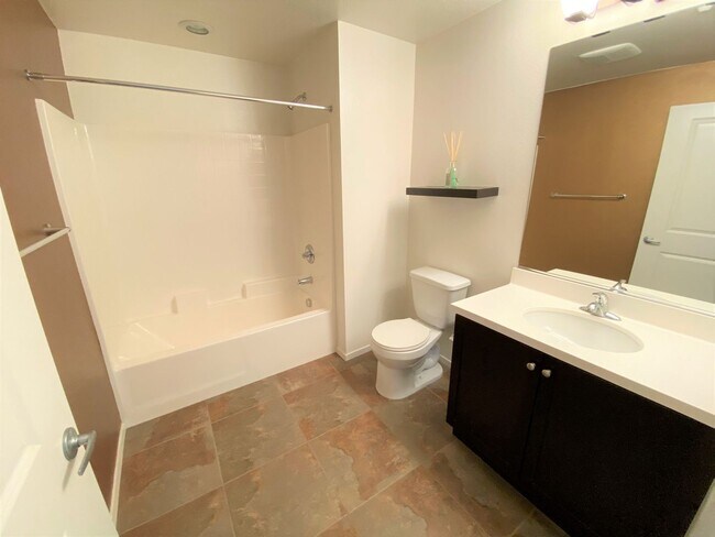 Building Photo - Executive 2-Bedroom Condo in the Prestigious South Bay 360 Community