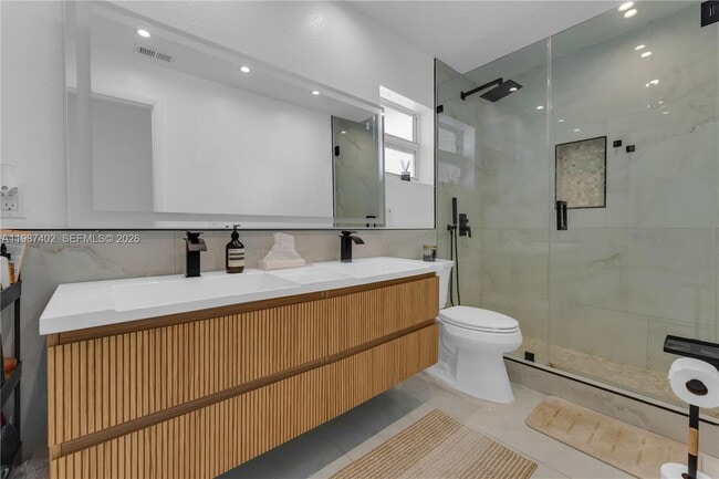 Building Photo - 6924 NW 8th Ct