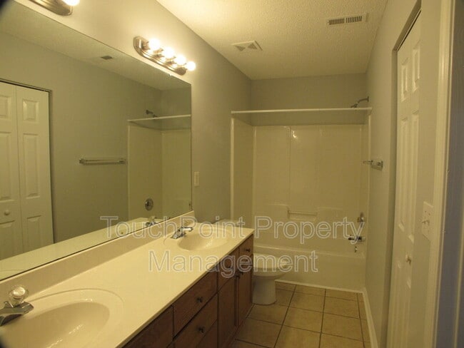 Building Photo - 2235 Cigar Ct
