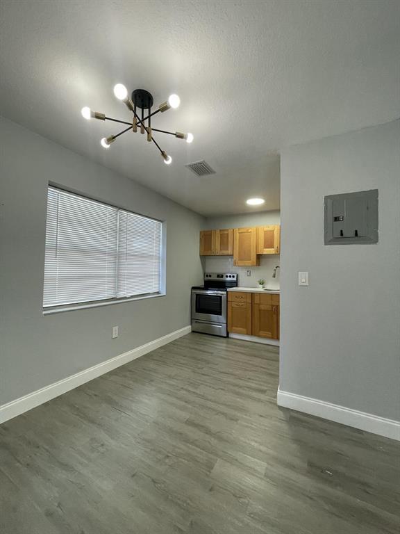 Building Photo - Southeast 7th Street, Hallandale Beach, FL 33009 - 1 BR 1 BA condo
