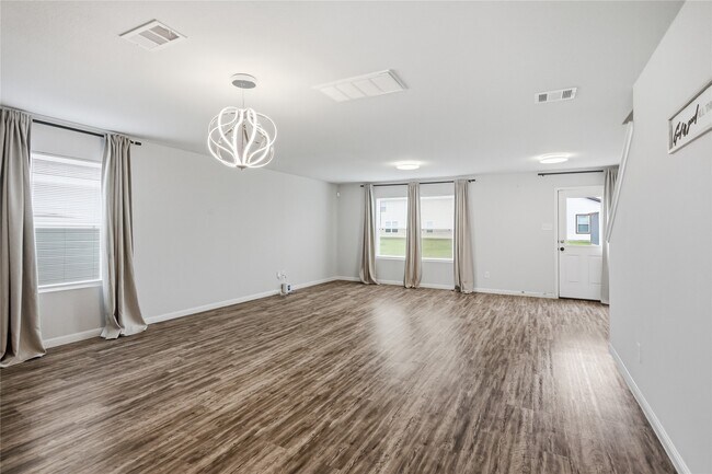 Building Photo - 103 Rd 51028