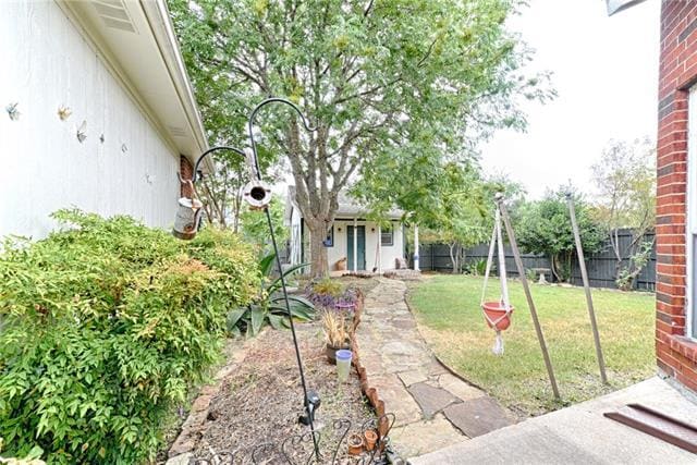 Building Photo - 1531 Hickory Trail