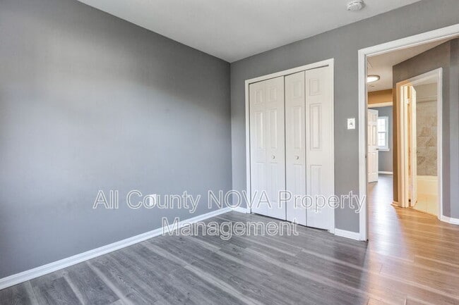 Building Photo - 6044 Sirenia Pl